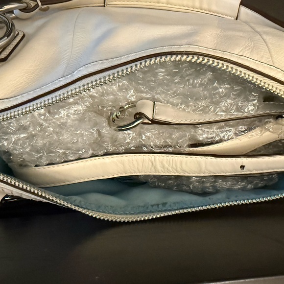 Coach Rounded Satchel – Parchment - Picture 5 of 7